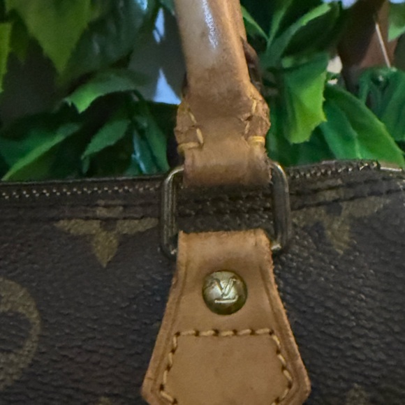 Louis Vuitton Monogram Vintage Mini Speedy - Picture 11 of 17